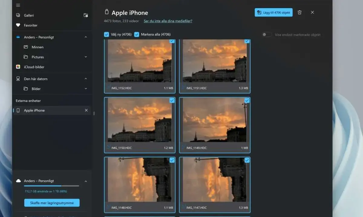 I min bildsamling från Apple iPhone syns en vacker solnedgång över stadens silhuett.