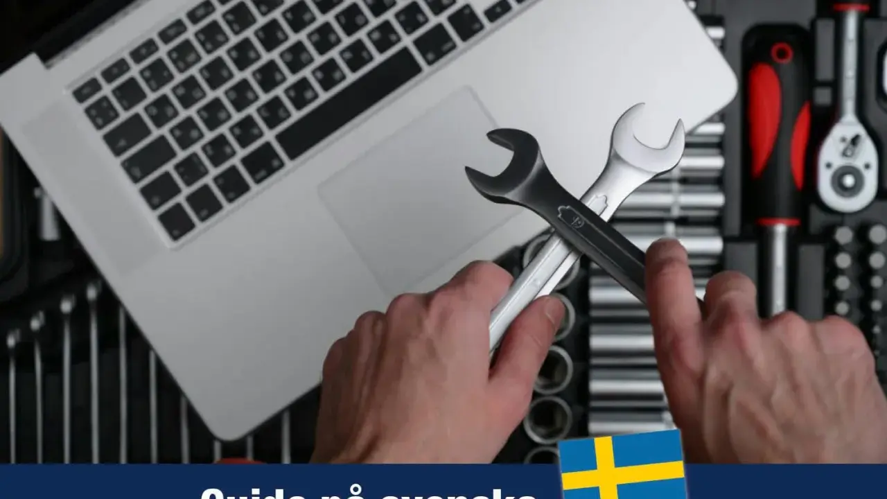 Här är en guide på svenska för att reparera Windows 11. Verktyg och en laptop antyder teknisk hjälp.