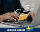 Händer som arbetar på en laptop med en gul mapp och dokumentikoner som flyger runt. En hemlig mapp kan vara en del av en digital organisation.