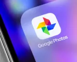 Google Foto-ikonen på en skärm. Kanske en låst mapp i Google Foto som väntar på att öppnas.