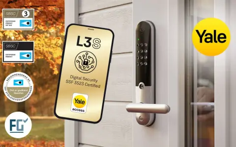 Yale Doorman L3S, en digital säkerhetslösning. Certifierad och rekommenderad för trygghet.
