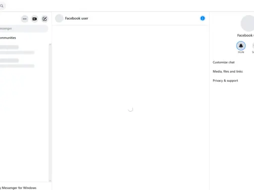 Messenger på datorn. En chattlista till vänster och en tom konversationsyta till höger.