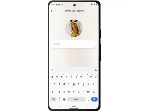 En iPhone med Google Lens visar en bild på en kvinna i en klänning. Sökfältet visar "green".
