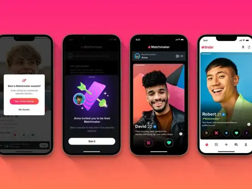 Fyra mobilskärmar visar Tinder Matchmaker. En skärm visar en inbjudan att starta en Matchmaker-session.